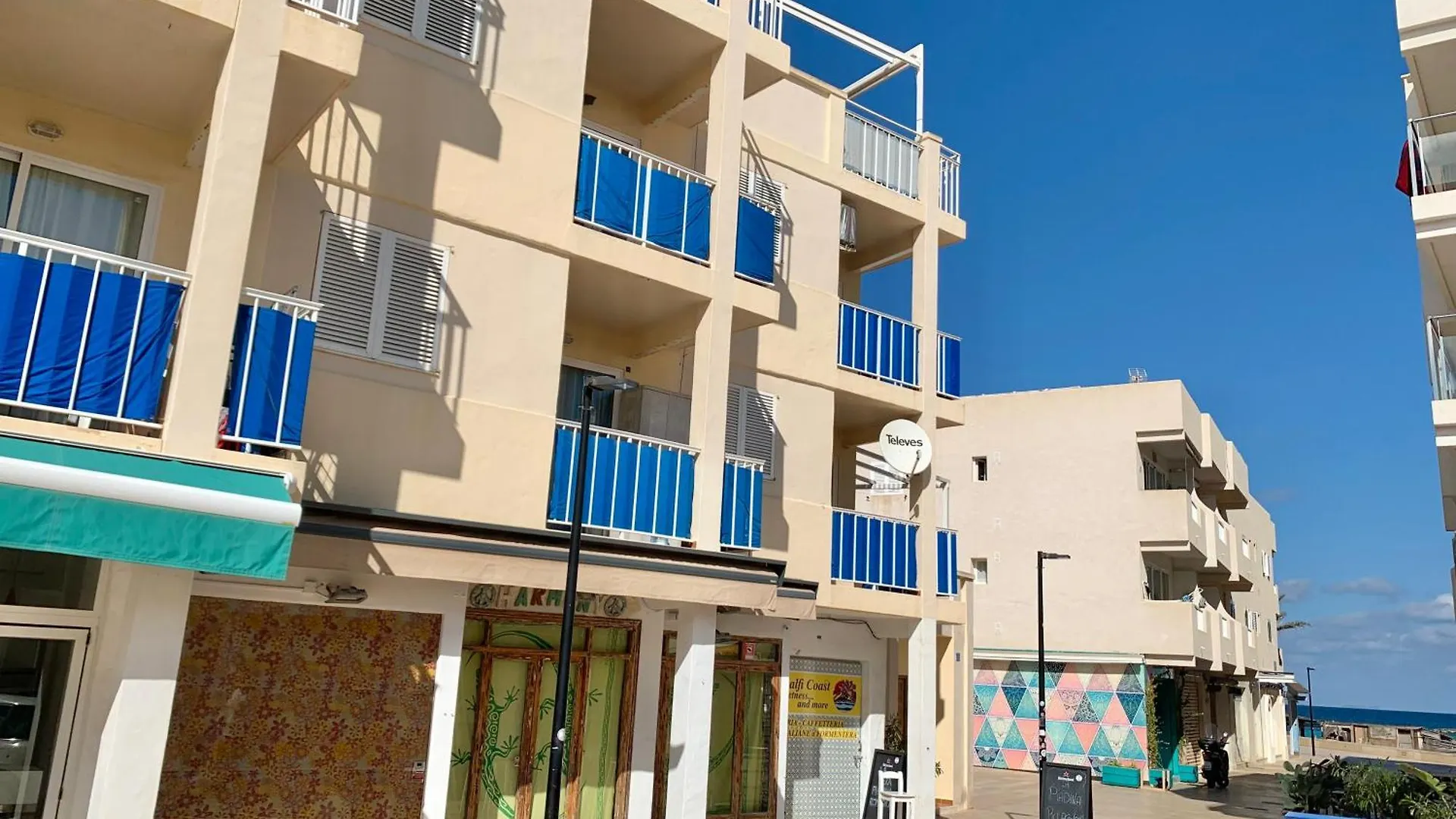 Apartamentos Pepe, A Solo 30 Metros Del Mar エス・プホルス